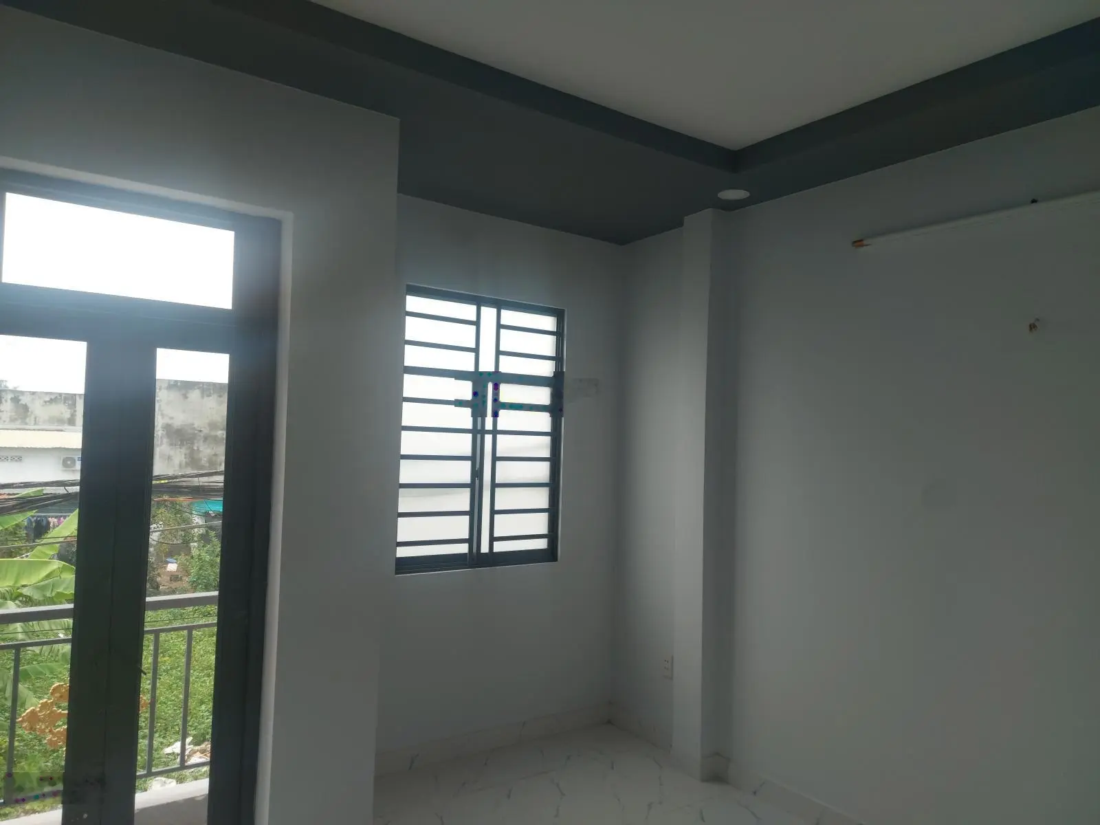 Nhà ngay chợ Mỹ Hạnh Nam. Gần Cầu lớn diện tích 70m2, cho thuê 3 tr/tháng