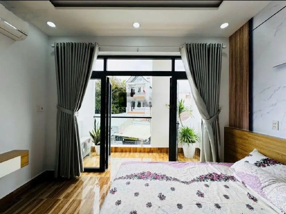 Bùng nổ giá ngộp Q3, 60m2, sát MT nguyễn Đình Chiểu, SHR, 1 sẹc thông xe hơi Không lộ giới