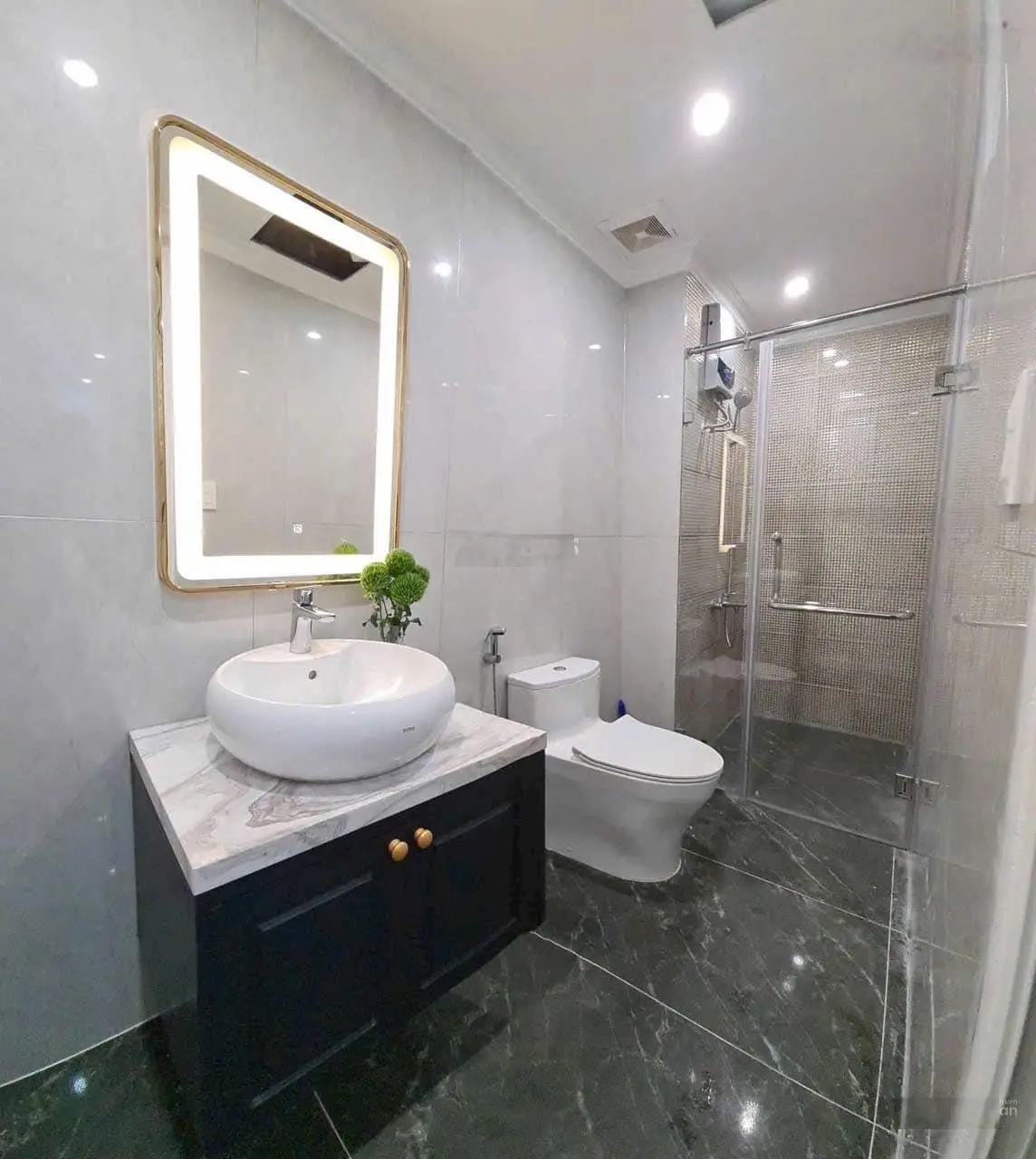 Bán gấp căn hộ chung cư Melody, Q. Tân Phú, 69m2, 2PN, 2WC giá bán 2.9 tỷ, LH: 0934 144 *** Hương