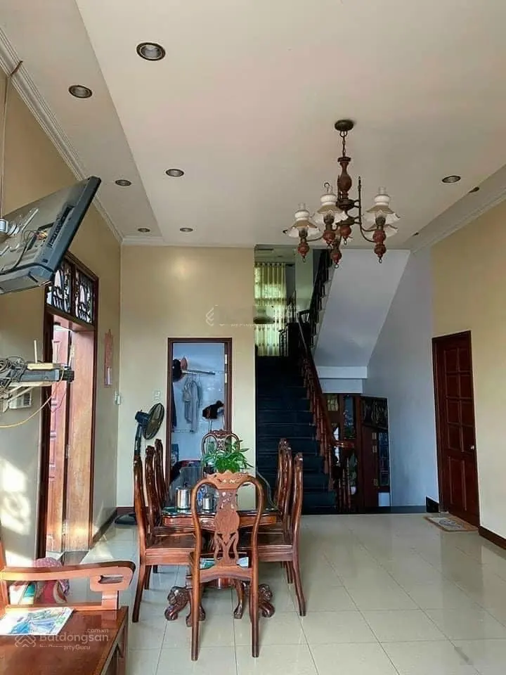 Biệt thự 221m2 phường Hố Nai KP13 Siêu Đẹp. Khu dân cư đông đúc. giá cực tốt chỉ 6,8tỷ