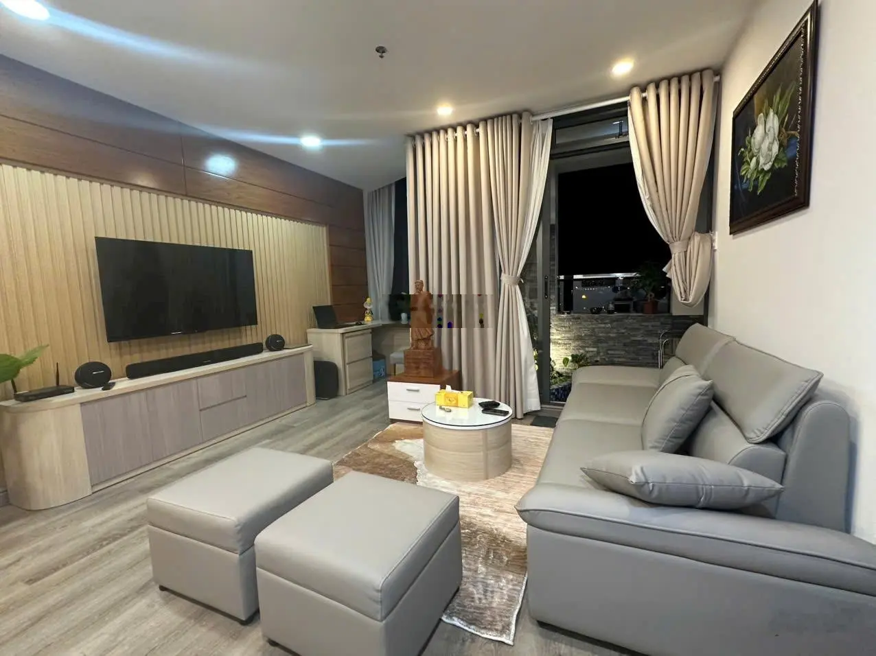 Bán căn hộ chung cư silver sea tower, 114m2, 2pn 2wc, full nội thất mới, có ban công, 0908 209 ***