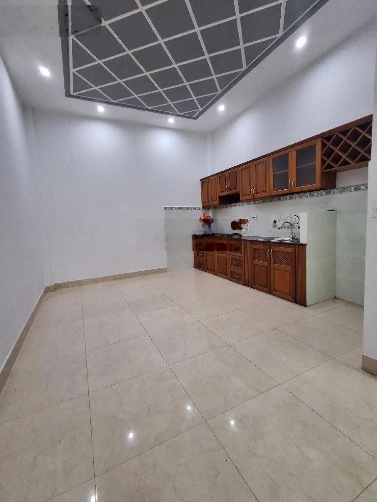 Nhà đẹp 3 tầng, ngay Liên Phường, khu Phân lô, xe hơi tránh, 56m2, 4PN, chỉ 5.1 tỷ