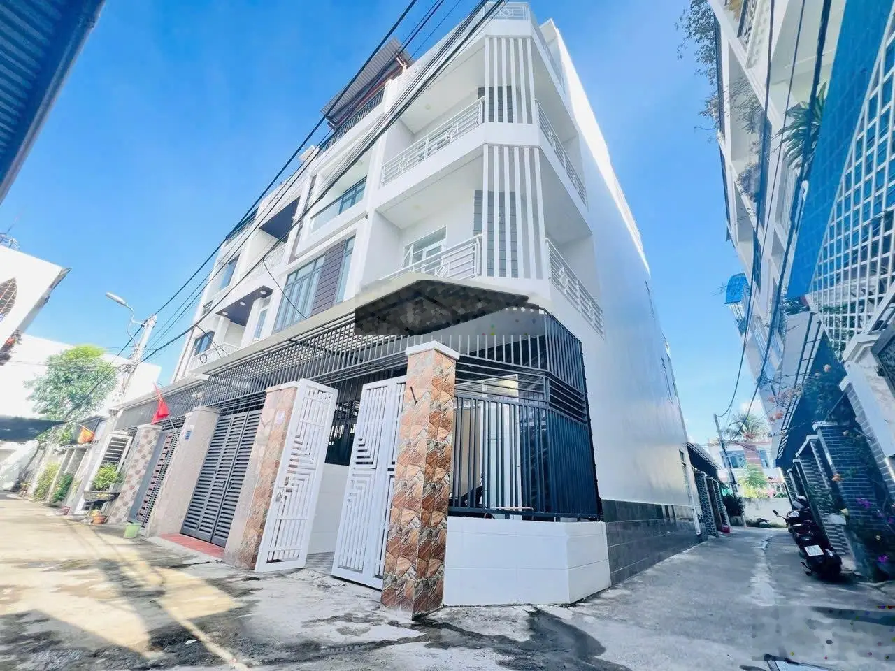 Bán nhà 2 mặt tiền hẻm 23/10, phường Phương Sơn, TP. Nha Trang