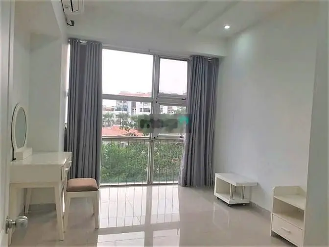 Thiện chí Bán căn hộ Garden Plaza, Đ.Tôn Dật Tiên 131m2, view biệt thự