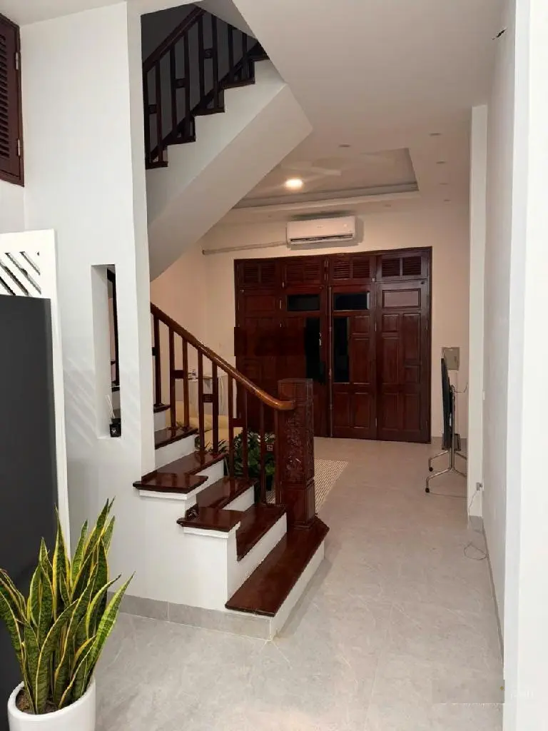 Phân lô vip Ngọc Lâm, 5 tầng, 50m2, căn góc, ô tô tránh, vỉa hè, ngõ thông hình bàn cờ, kinh doanh