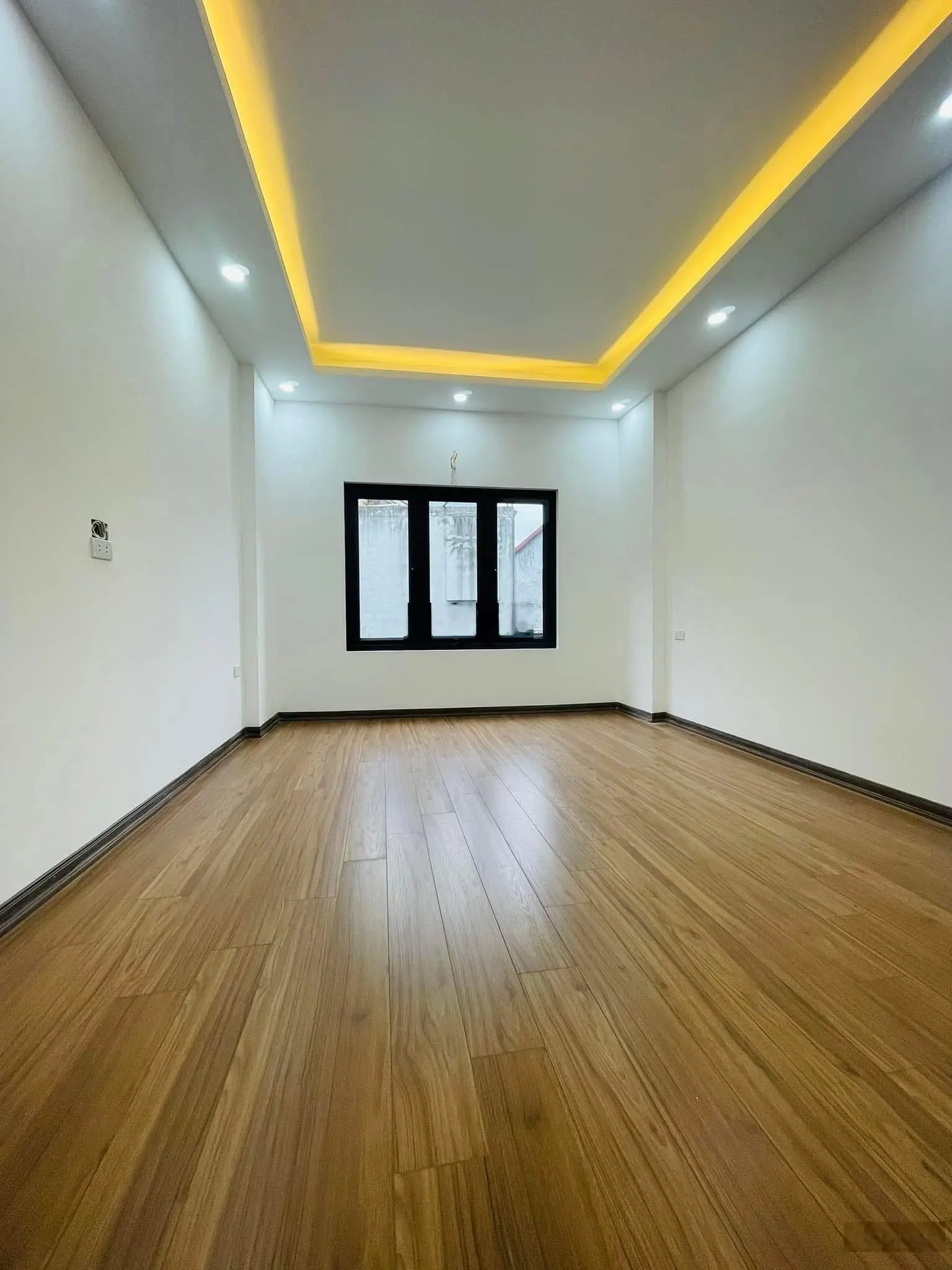 Bán nhà riêng tại Cổ Nhuế, Hà Nội, 5,85 tỷ, 31 m2, 5 tầng, 3 PN, 4 vệ sinh, ô tô 7 chỗ cách 1 nhà