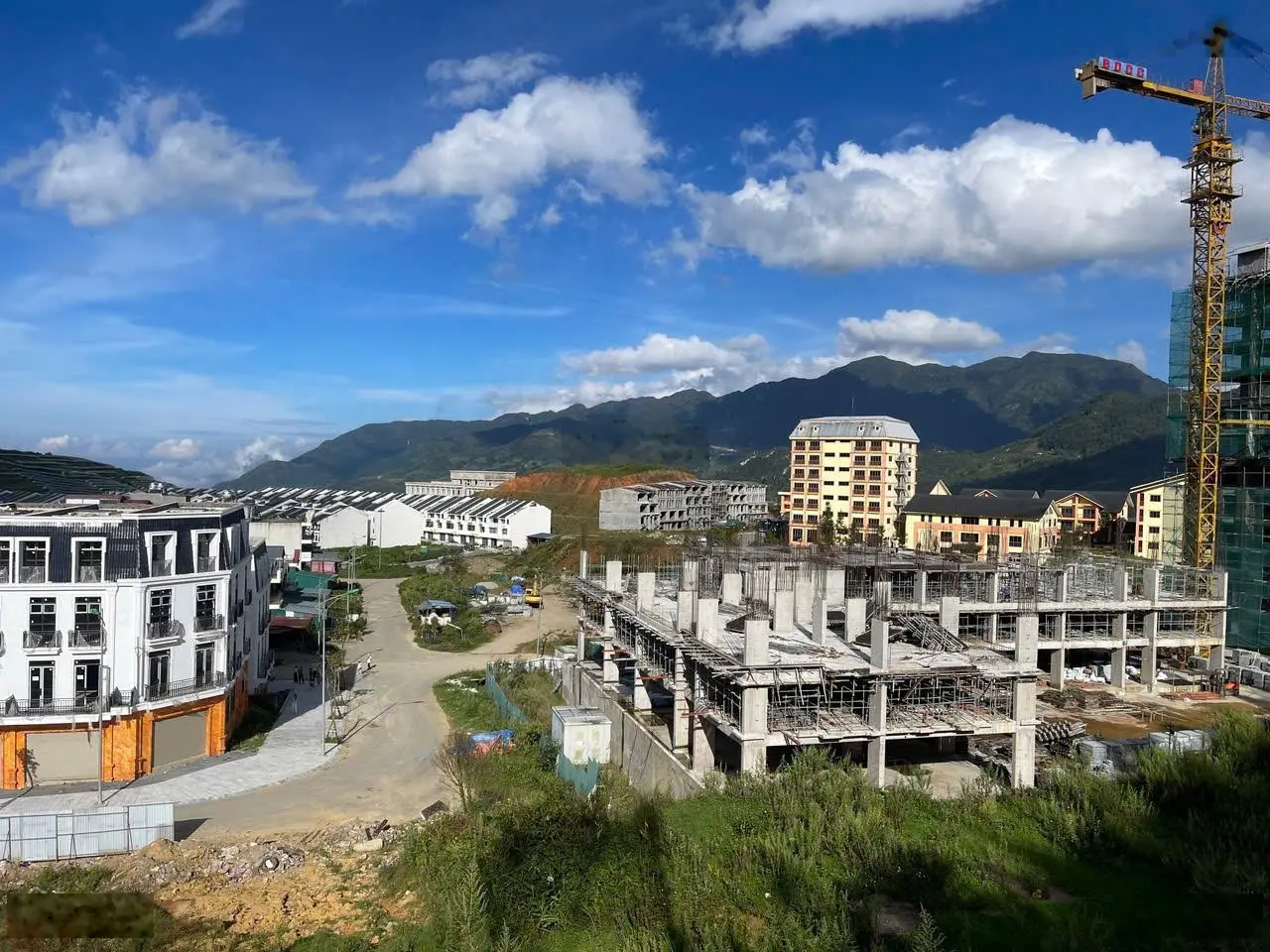 Bán căn hộ chung cư tại Irista Hill Sapa, 23,5 triệu / m2, 45,2 m2, giá tốt