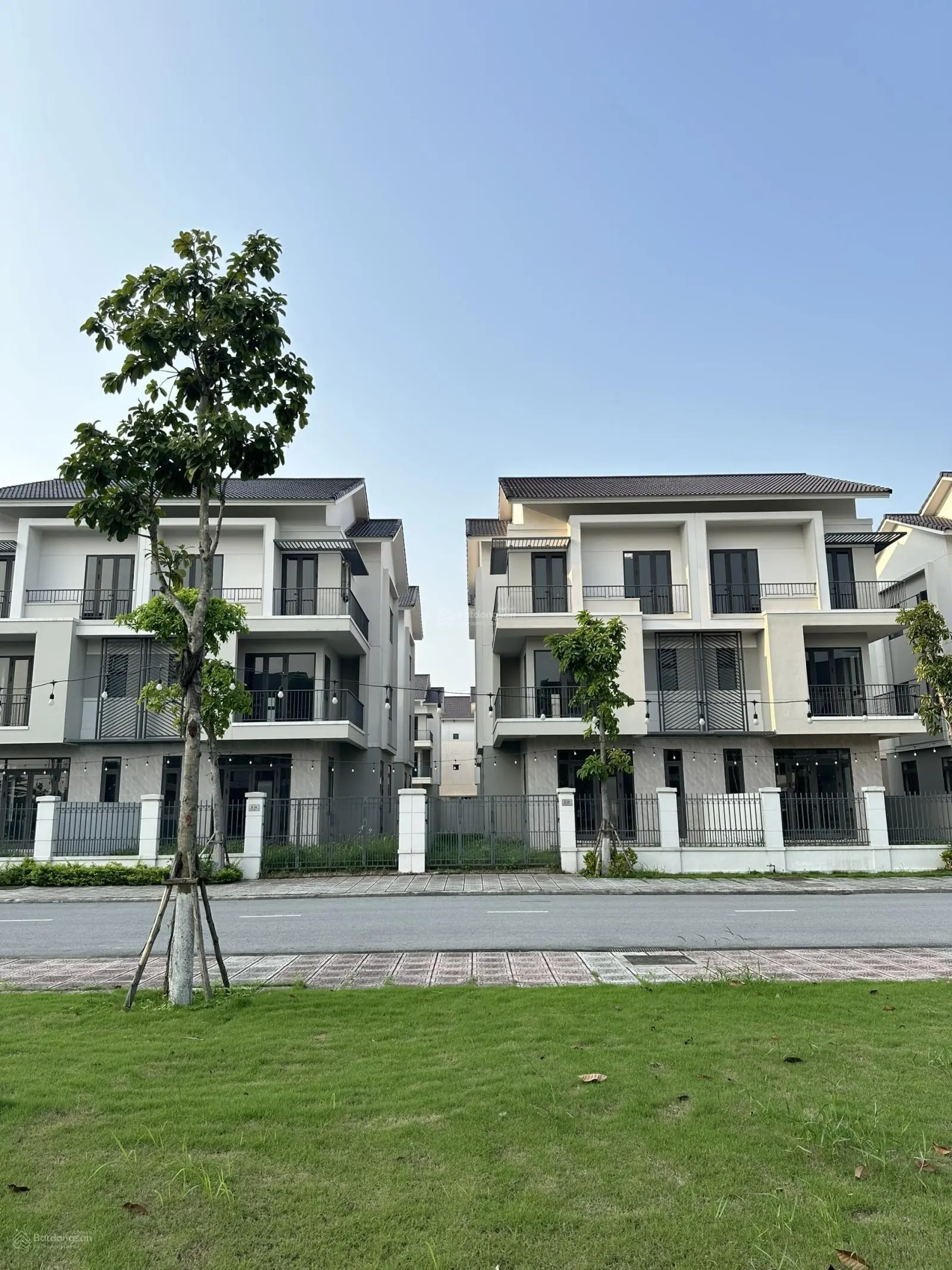 Bán biệt thự song lập, 180m2 tại Centa Riverside, vốn cần 30% là sở hữu nhà tại vùng Thủ Đô