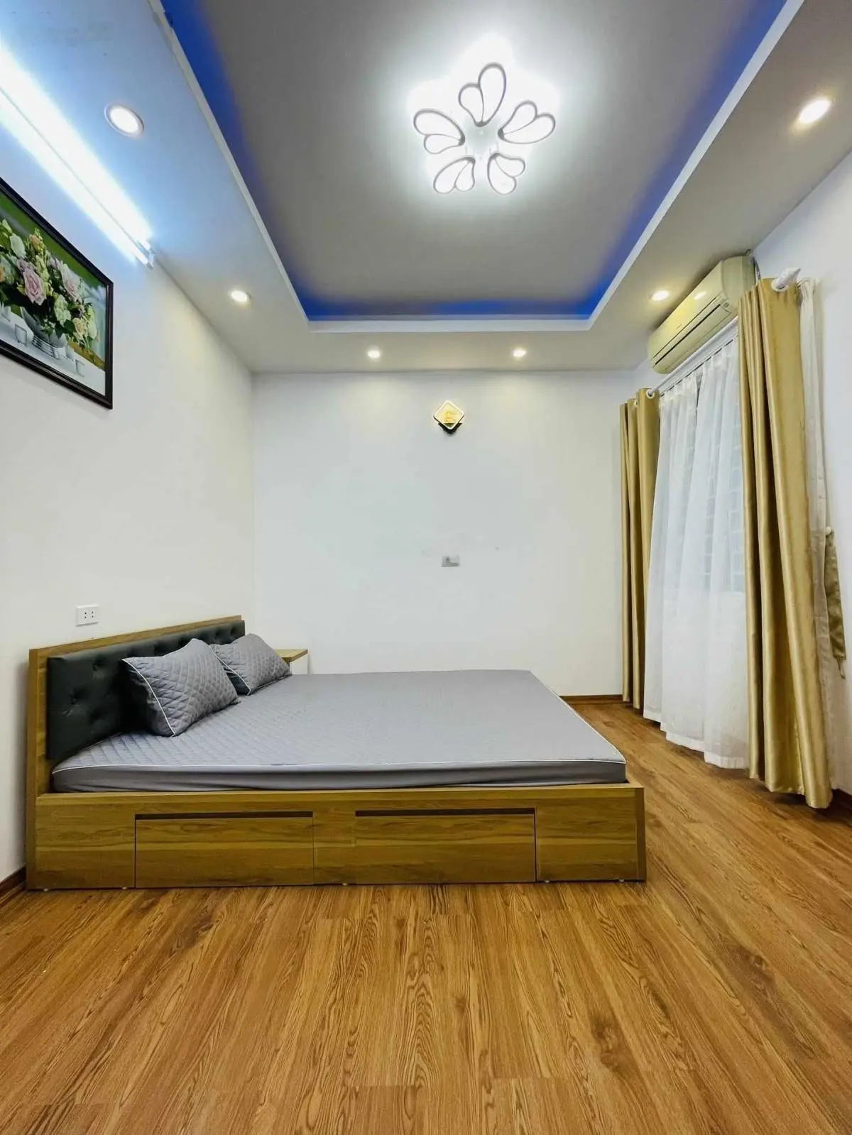 Bán nhà riêng tại Trần Khát Chân, Bạch Đằng, Hai Bà Trưng, Hà Nội, 5,7 tỷ, 33 m2 giá tốt