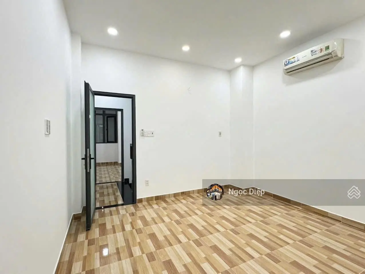 Thanh lý nhà đẹp tại Nguyễn Tri Phương, 80m2, 3PN, 3WC, SHR