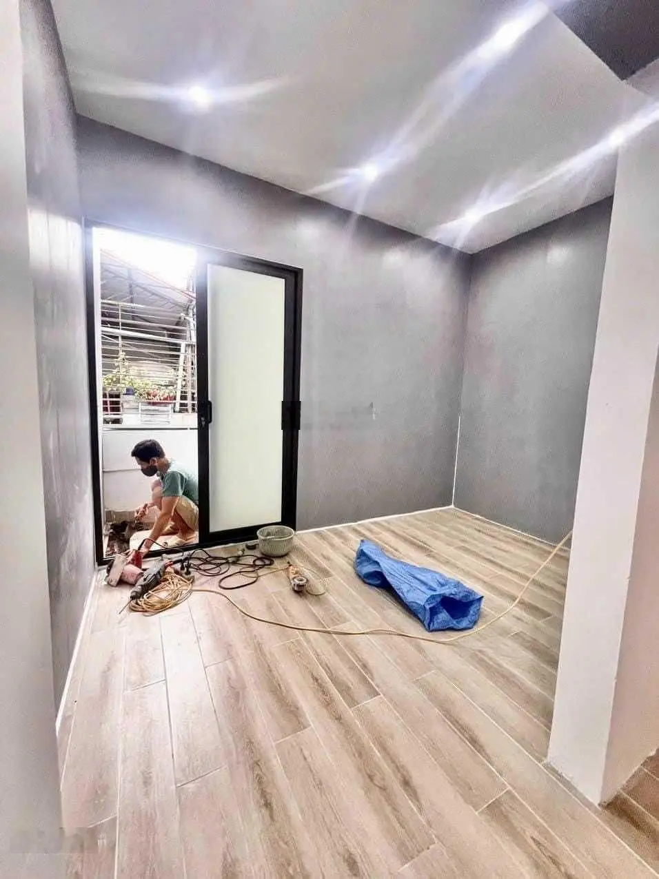 Cần bán căn nhà 40 m2 xây mới 3.5 tầng ngay trung tâm xã Yên Sở