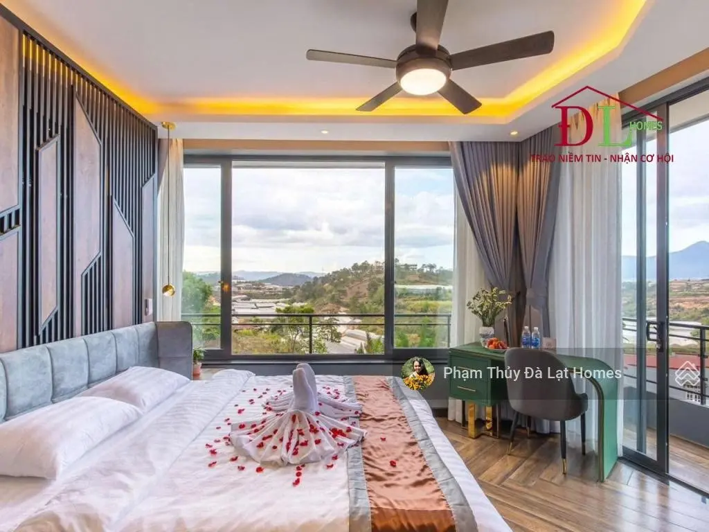 Giá cực tốt! Villa Xô Viết Nghệ Tĩnh, Đà Lạt, 3 mặt thoáng, view thung lũng đồi thông trong lành