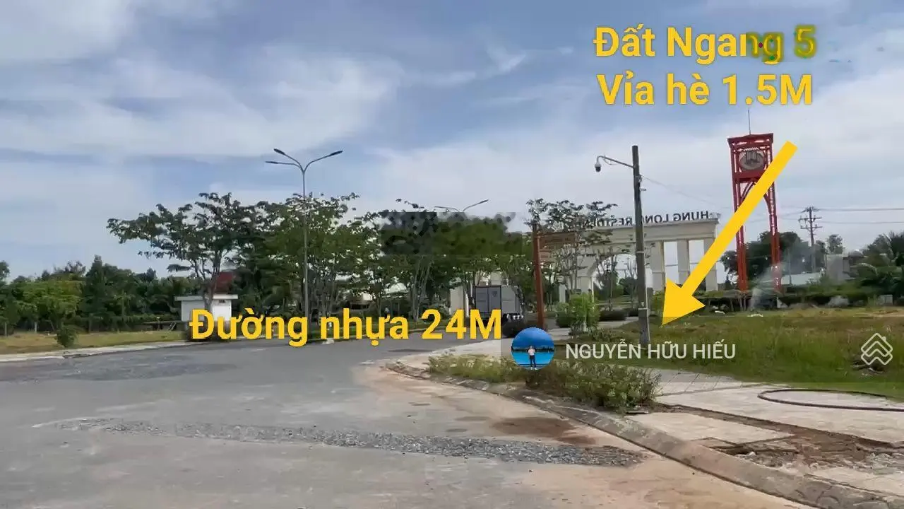 Bán lô đất 115m2 ngay cổng dự án hưng long residence đối diện biệt thự sân golf tân mỹ, giá 850tr