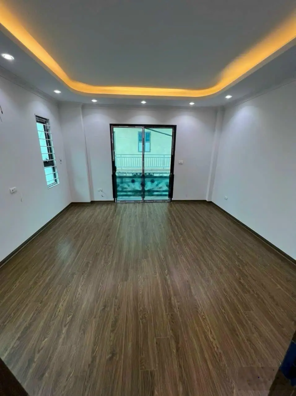 Bán nhà 5T x 32m2 ô tô cách 30m, thôn thượng Cự Khê sát khu đô thị Thanh Hà chỉ 2,75 tỷ