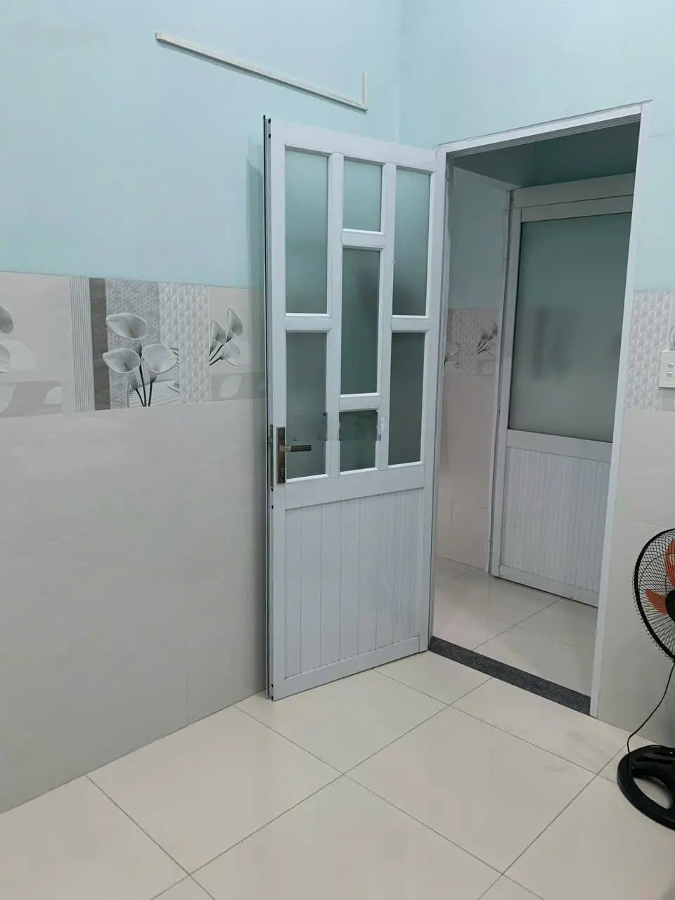 Chủ nhà gởi bán nhà 1 trệt 1 lầu p. hiệp hòa, 4.3x21=89.2 m2,sổ riêng,đường đặng văn trơn vào 200m