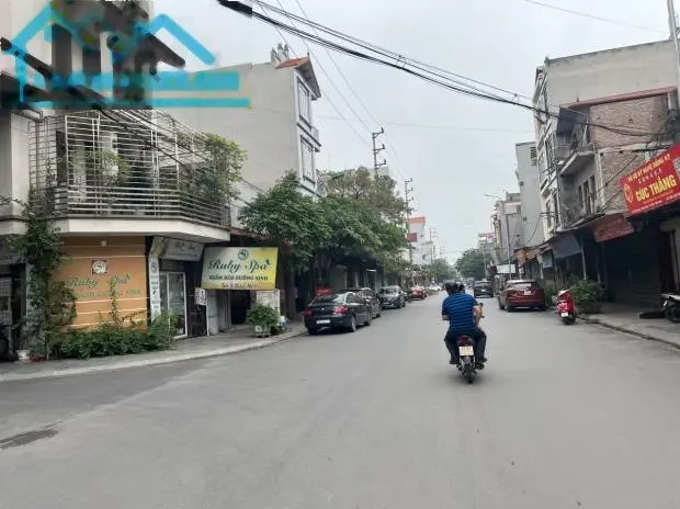 Ngân hàng gửi bán , giá thu hồi vốn vay bán giá rẻ như bèo TRỰC THĂNG lượn 3 vòng mới