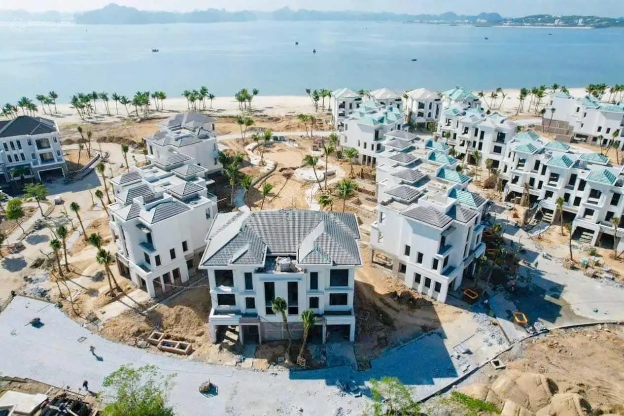 Bán căn mặt biển Lagoon Residences - Căn ngoại giao 1 bước chân chạm cát đẹp nhất Hạ Long