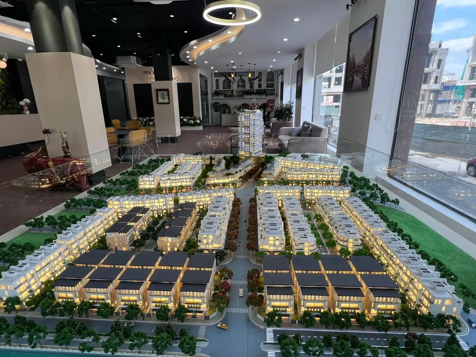 Biệt thự và shophouse ngay cạnh Ecopark đối diện Huyện Uỷ Văn Giang