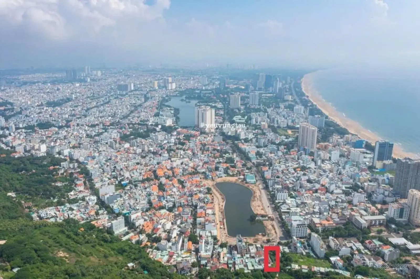 Đất biệt thự view công viên ao cá, P2, 567m2 ngang 20m, xây dựng 4 tầng, ngay sát biển Bãi Sau