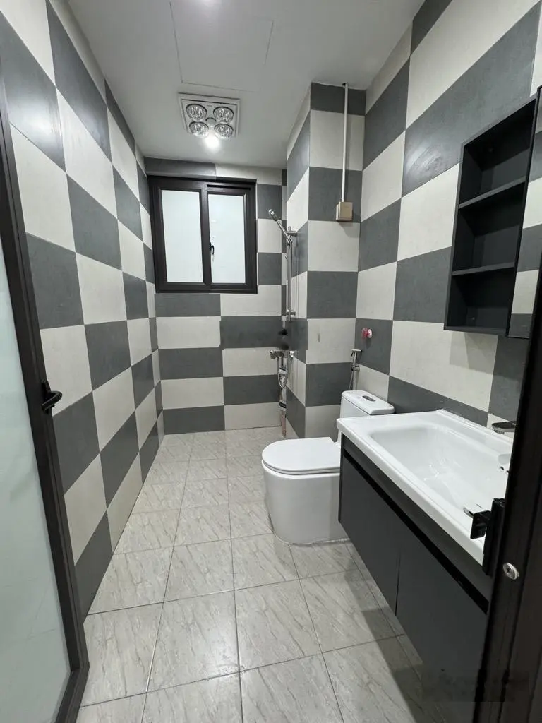 Bán nhà riêng tại Lê Thanh Nghị, 8,6 tỷ, 30m2, 3PN, 4WC giá siêu hời