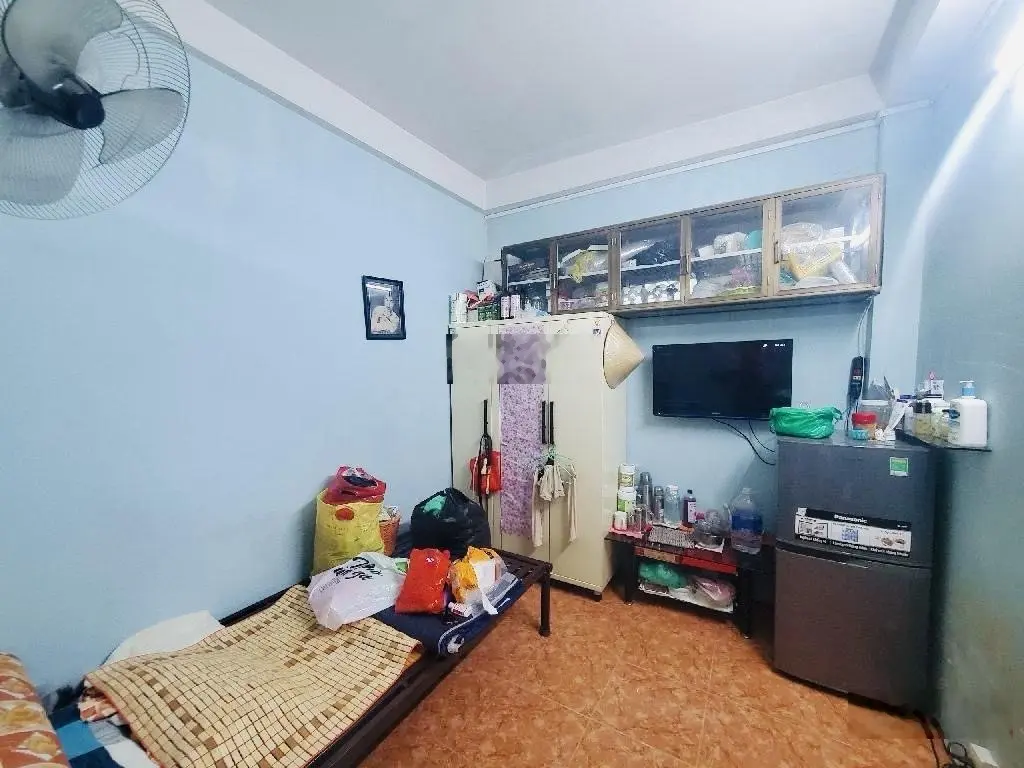 Nhà lâu năm, sổ vuông vức - Lê Văn Sỹ - 34m2, 5 tầng - nhích 7 tỷ