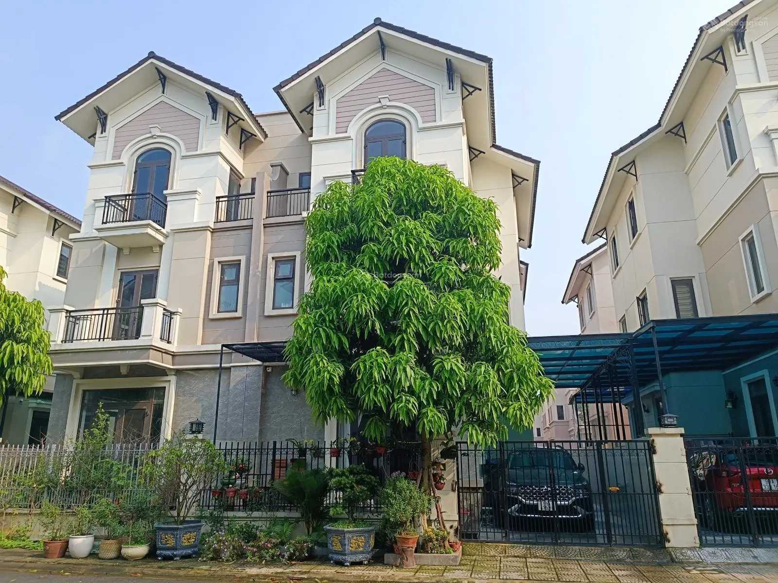 Duy nhất 1 lô villa song lập 135m2 rẻ hơn nhà hàng xóm 500tr