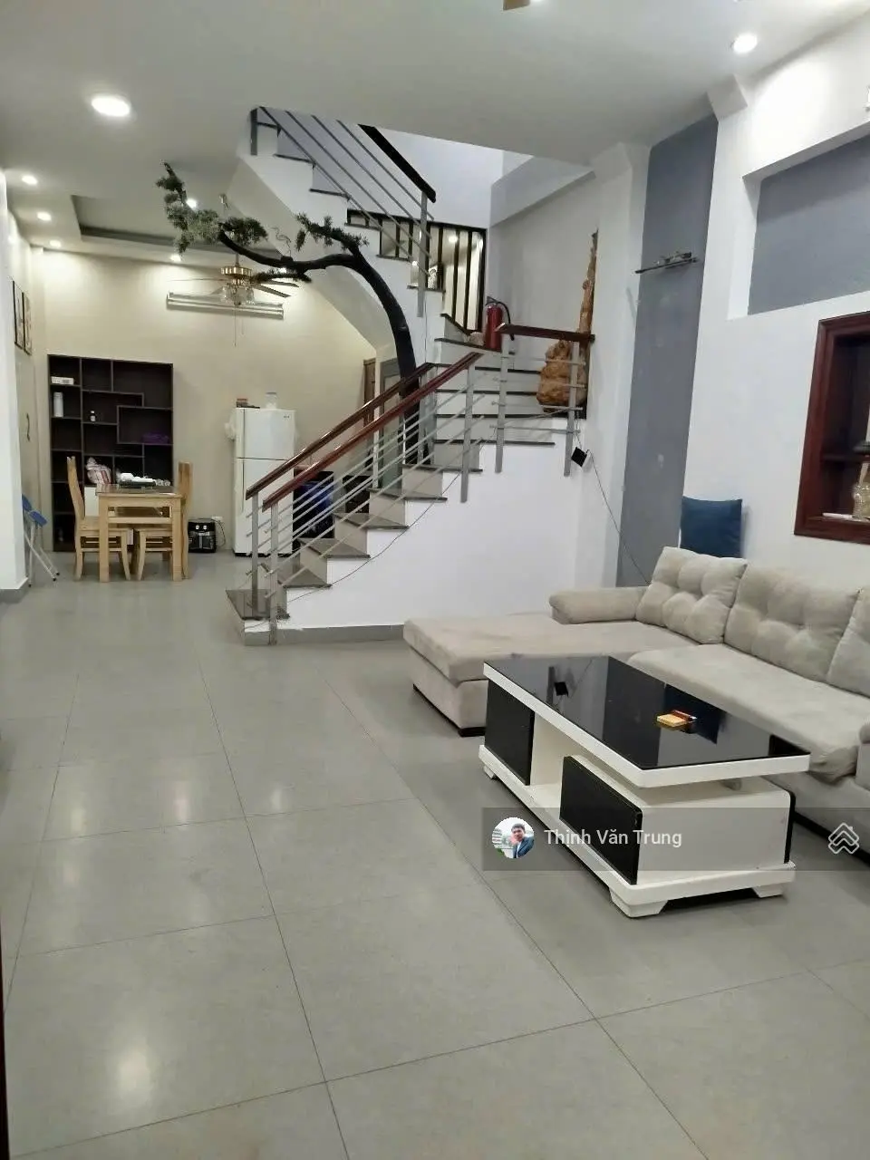 Bán nhà mặt phố An Dương, Tây Hồ 21,5 tỷ, 71m2x3 tầng view đẹp, sổ đỏ vuông đẹp