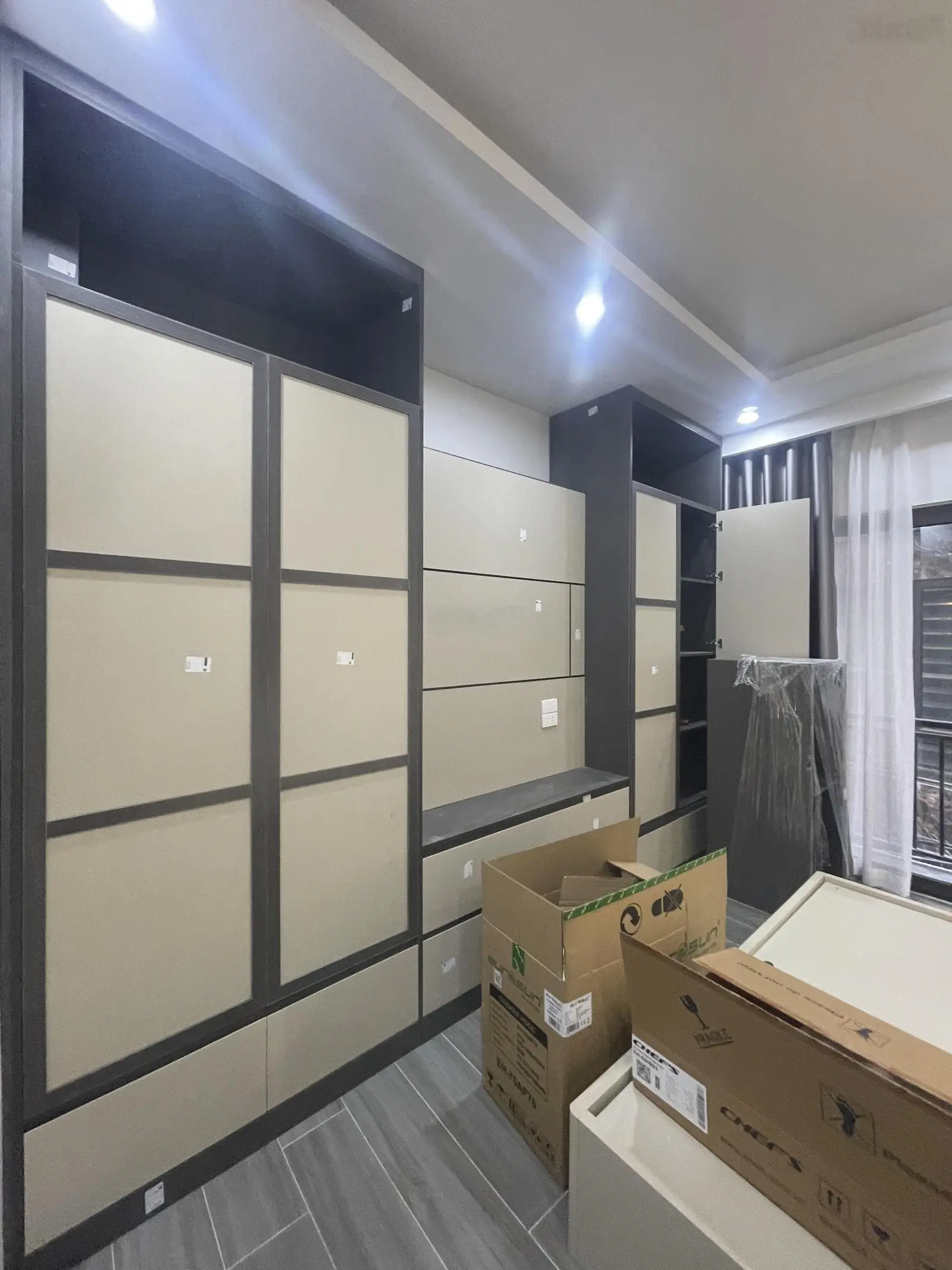 Chính chủ bán nhà đẹp full nội thất Bồ Đề Long Biên Hà Nội 32m2