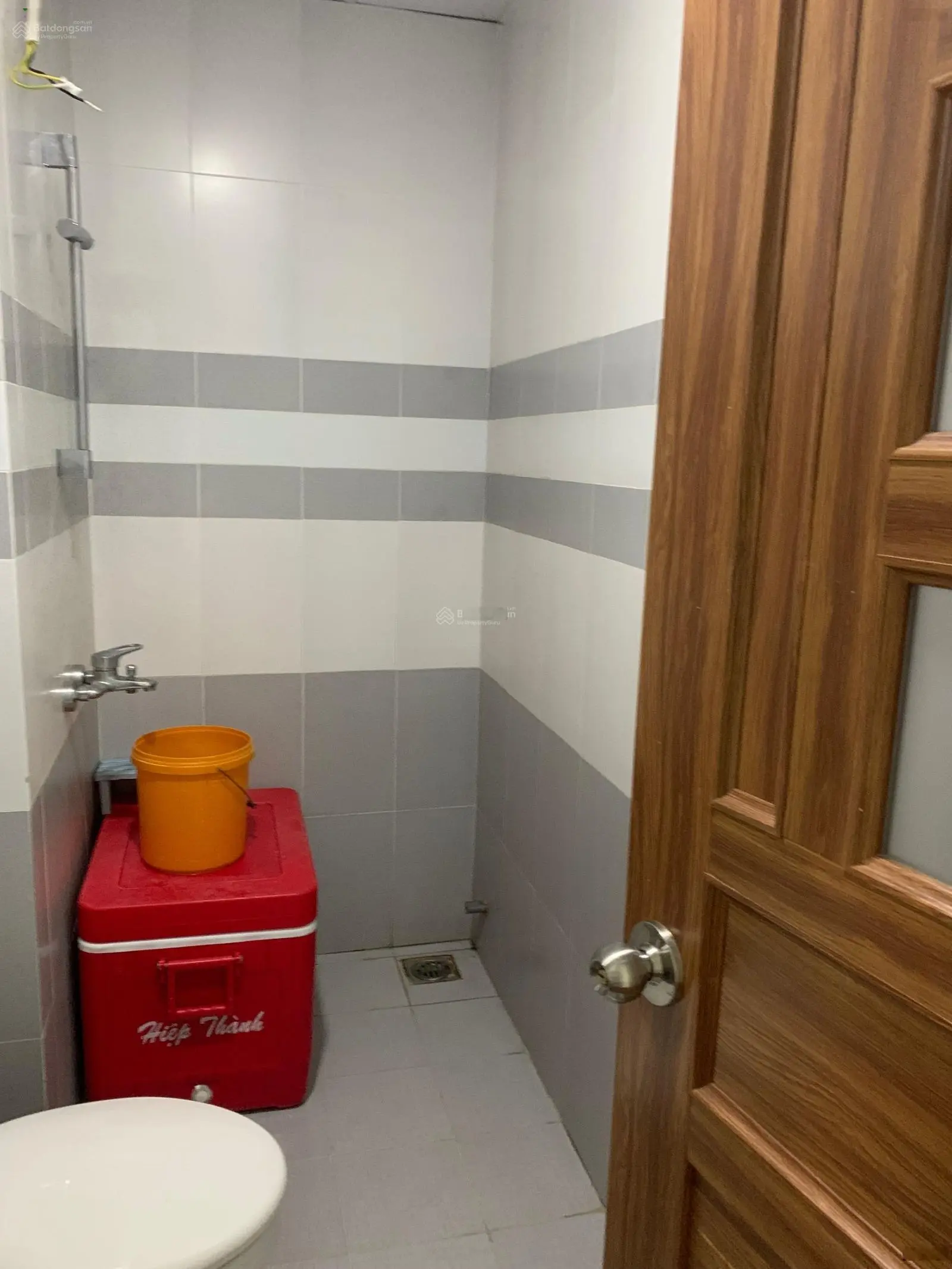 Bán căn hộ 61m2 (2PN - 2WC) Tô Ký Tower Quận 12, có sổ, nhà trống, giá 2tỷ150