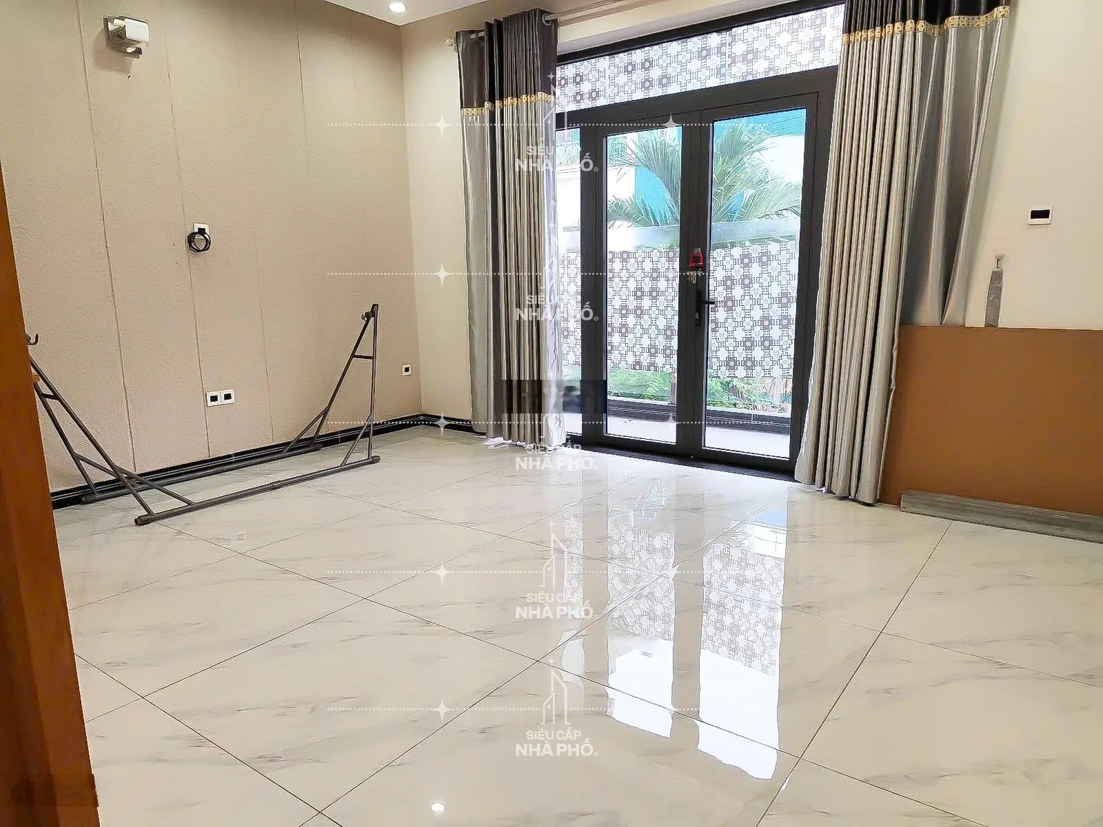 140m2, rẻ nhất khu vực - bán gấp định cư, q.6 - hẻm 10m có lề - ngang gần 6m - ô tô 7 chỗ ngủ nhà.