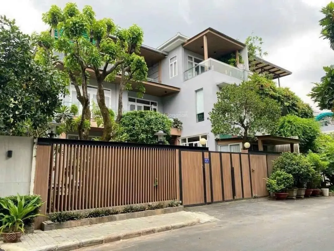 Bán nhà khu Compound 357A Nguyễn Trọng Tuyển, trệt 3 lầu, gía 28.5 tỷ thương lượng