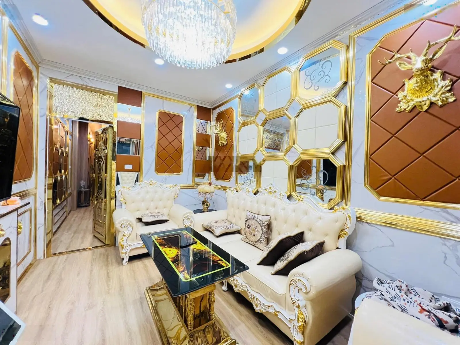 Siêu phẩm đống đa 11 tỷ/44m2/5 tầng full tiện nghi luxury, oto đỗ cổng - tặng full nội thất