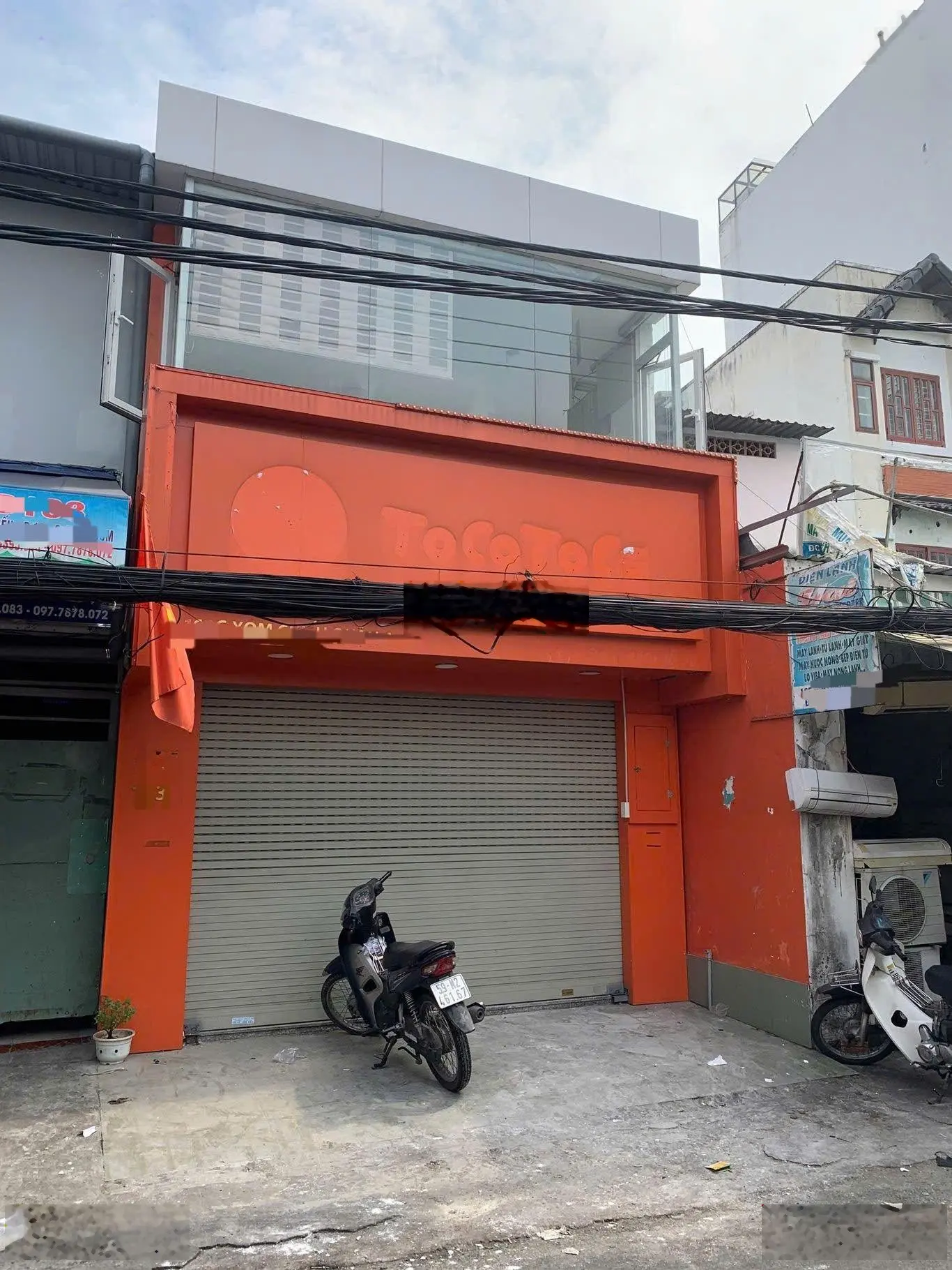 Xóm Chiếu, Quận 4. Mặt tiền đường KD. Đ 12m. 105m2. Nở hậu, 2 tầng. Hoan cong chuẩn. Chỉ còn 14.5tỷ