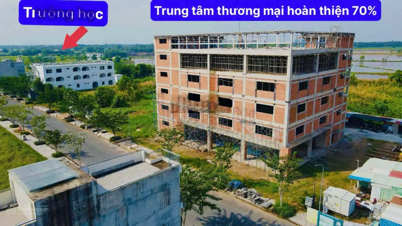 Tôi chính chủ bán lô góc 2 mặt tiền 200m2 (10 x 20) giá 1.1 tỷ tại hưng long residence sổ sẵn