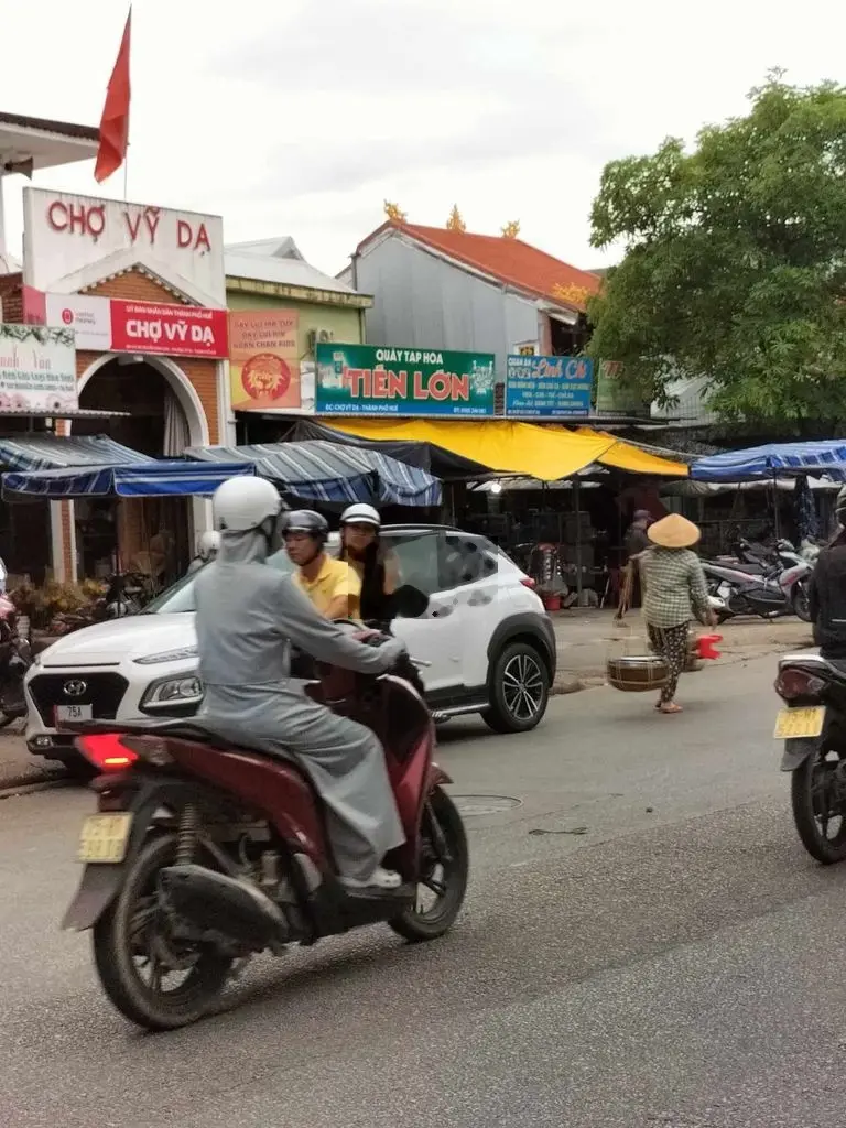 Mặt tiền Kinh Doanh Nguyễn Sinh Cung