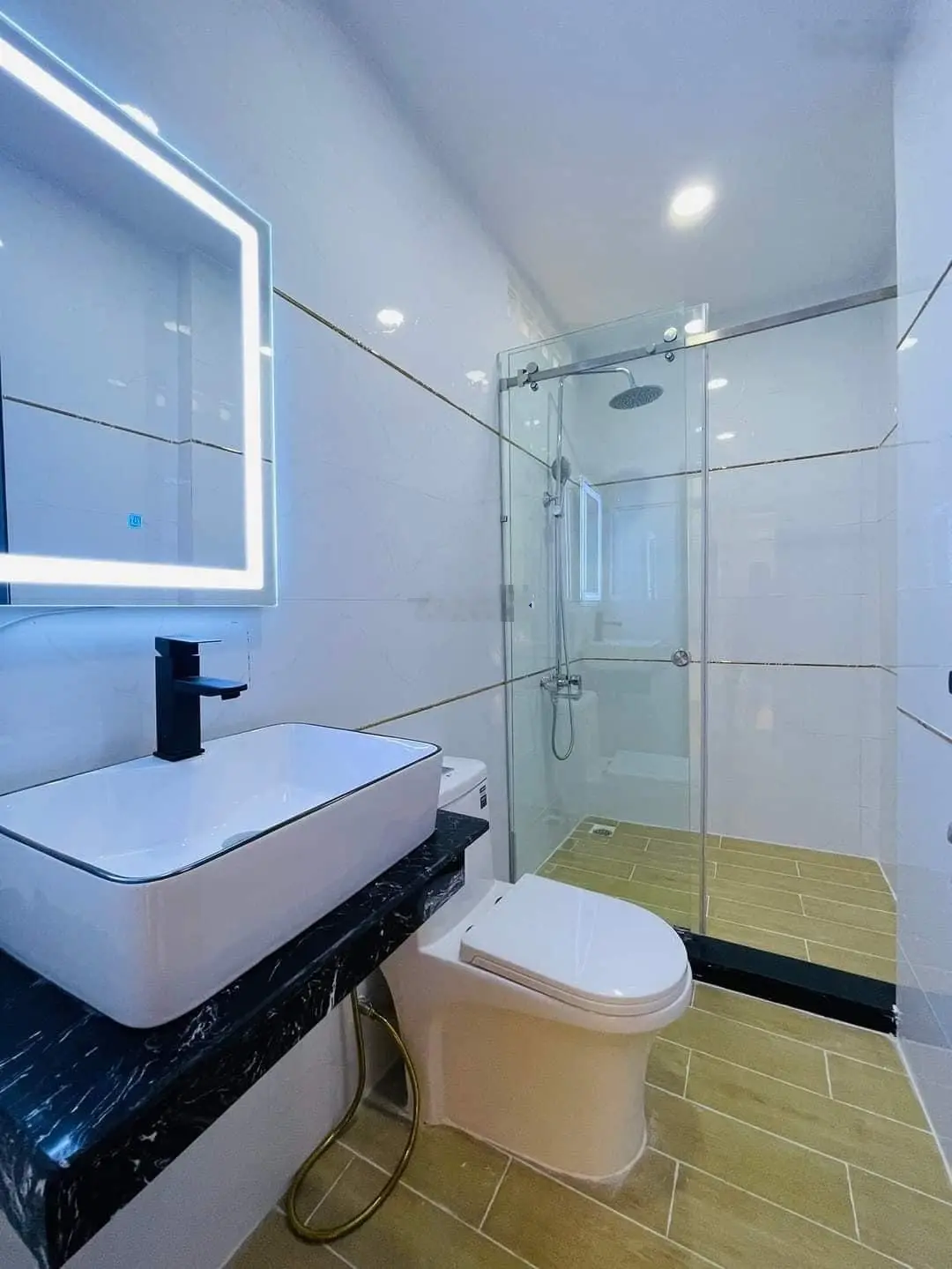 Duy nhất chỉ 1 căn ngay tôn đản quận 4 dt 85m2 giá 3 tỷ 6 2pn 3wc có sổ chính chủ