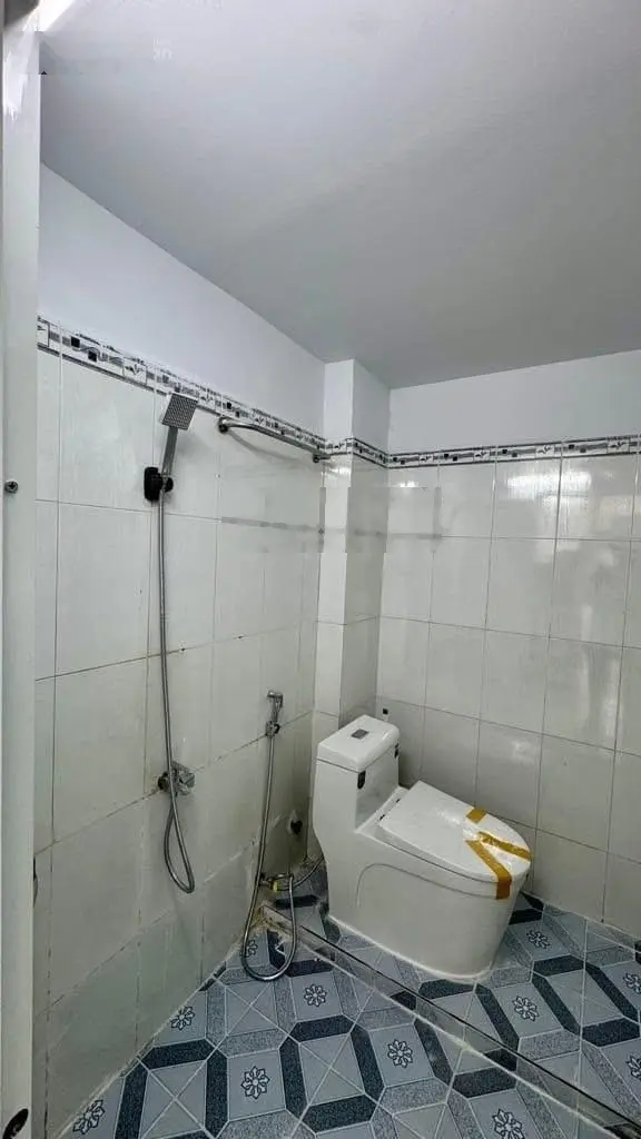 Bán nhà đường Nguyễn Văn Long, Qui Đức, Bình Chánh 69m2 4,6x15m SHR gần chợ Qui Đức