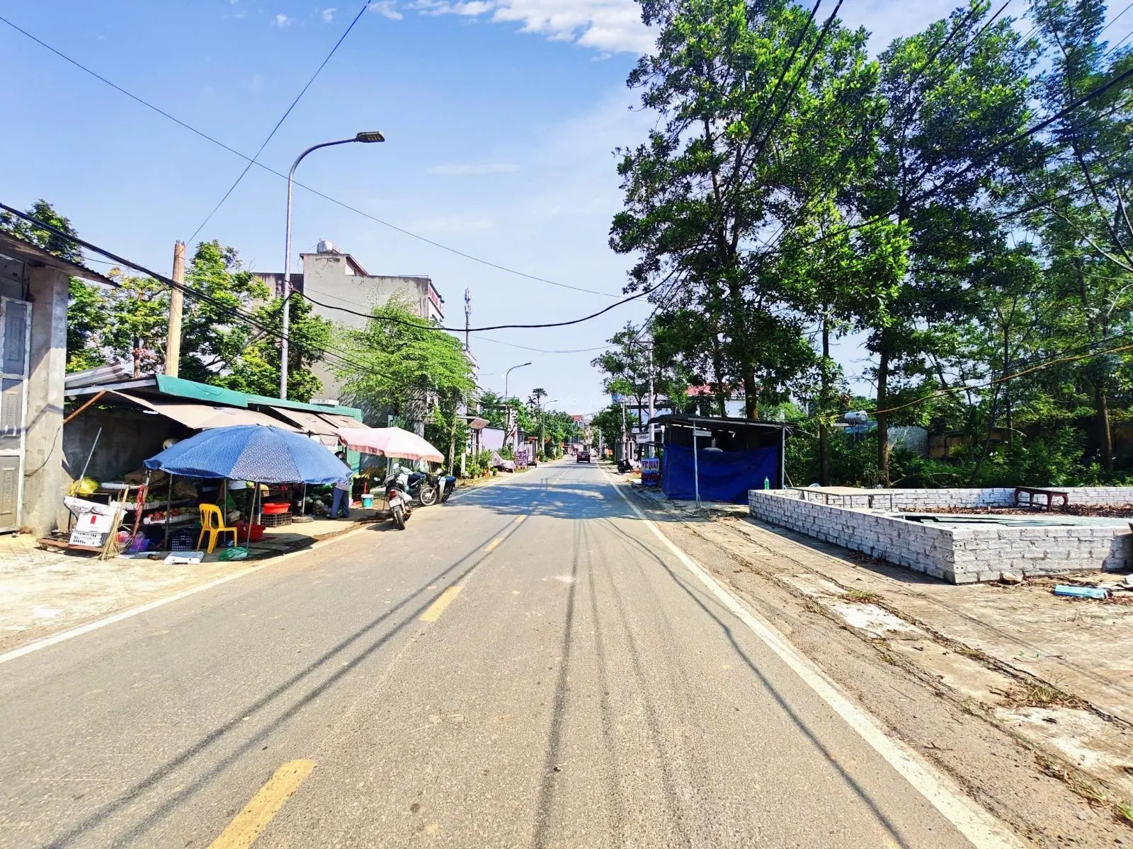 Hoa hậu Phú Mãn Quốc Oai HN trục chính đường nhựa áp phan kinh doanh buôn bán