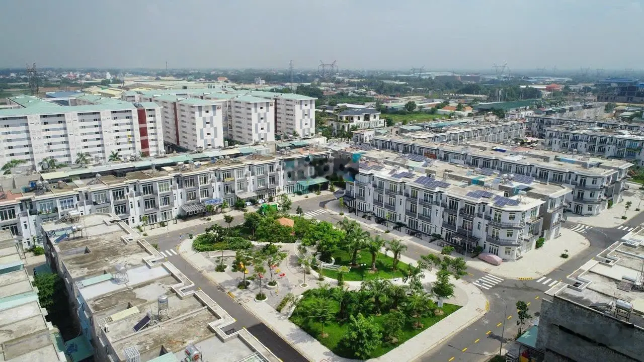 Tôi chính chủ. bán nhà view công viên (phúc an city). tôi hỗ trợ vay ngân hàng