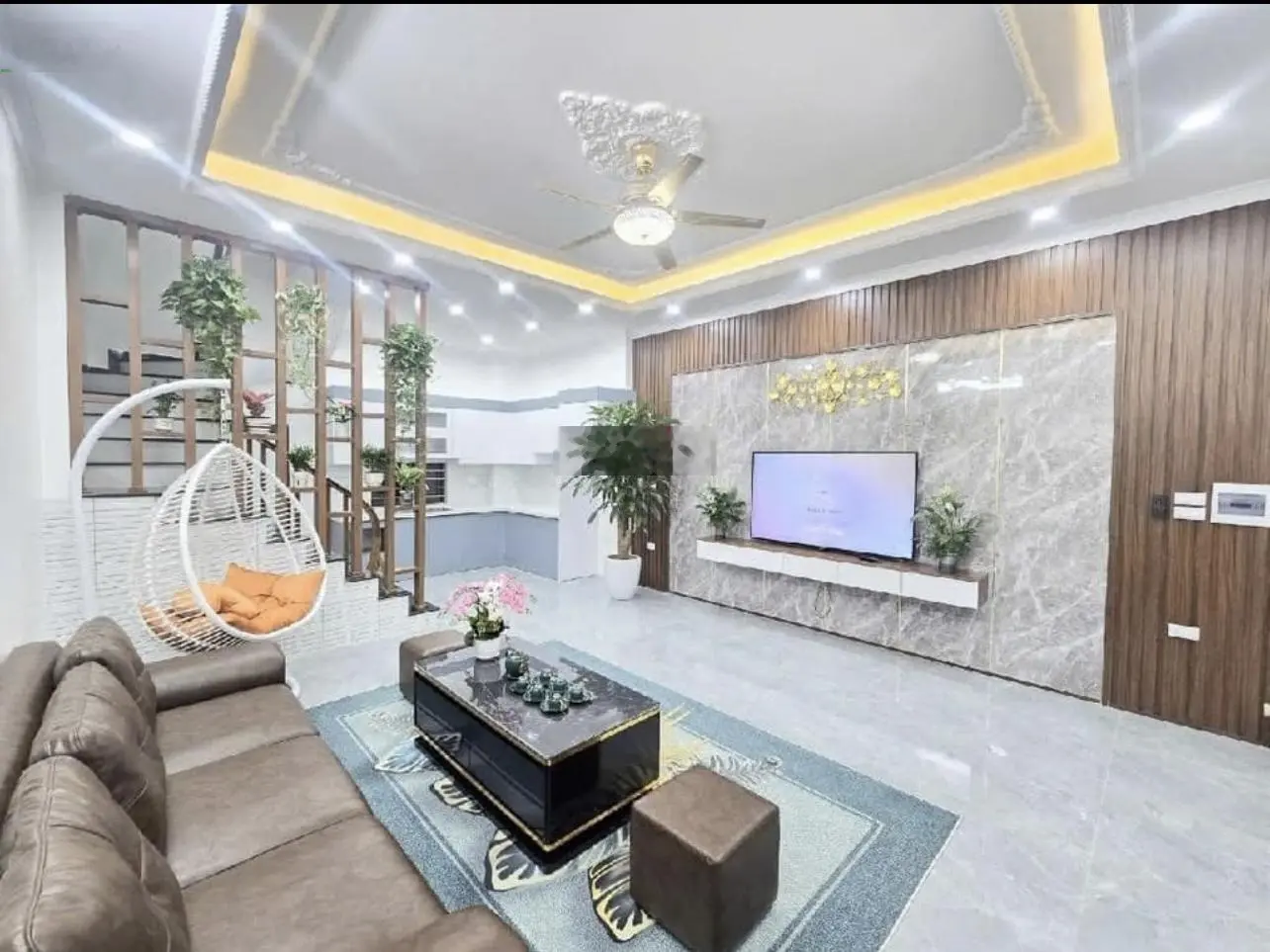 Nhà riêng Thanh Trì 40m2, 4 tầng, nội thất đầy đủ, hiện đại