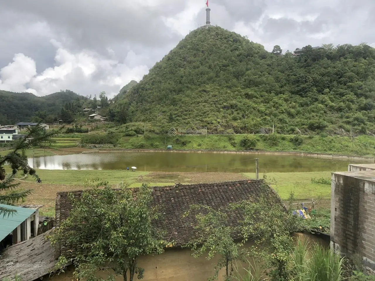 HÀNG HIẾM TẠI Xã Lũng Cú, Đồng Văn, Hà Giang, BÁN đất Hoemstay 580m2 GIÁ TỐT CHỈ 3,1 TỶ VND