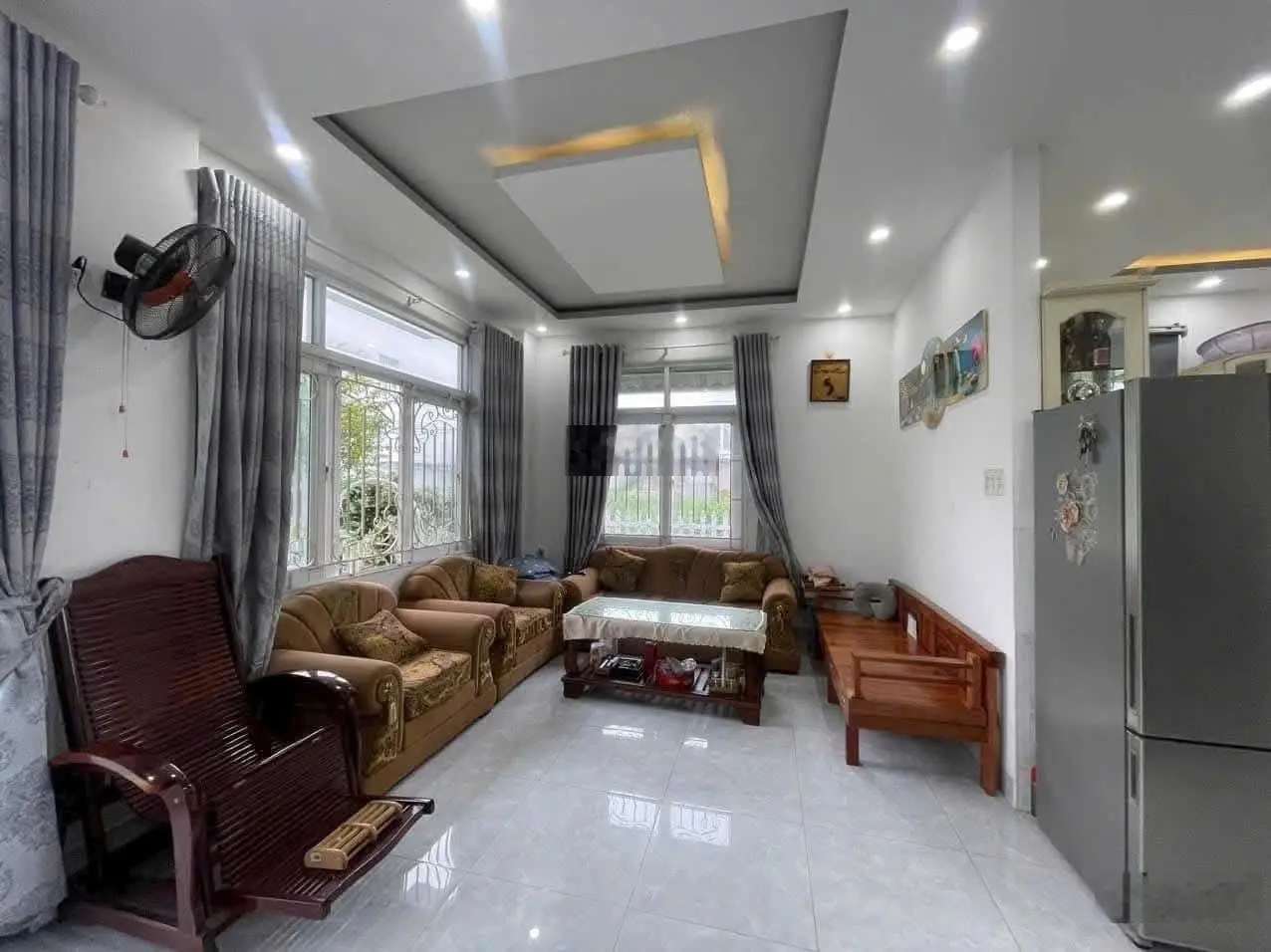 Bán villa sân vườn giáp KĐT Vĩnh Điềm Trung 160m2 giá rẻ. LH 0915215575