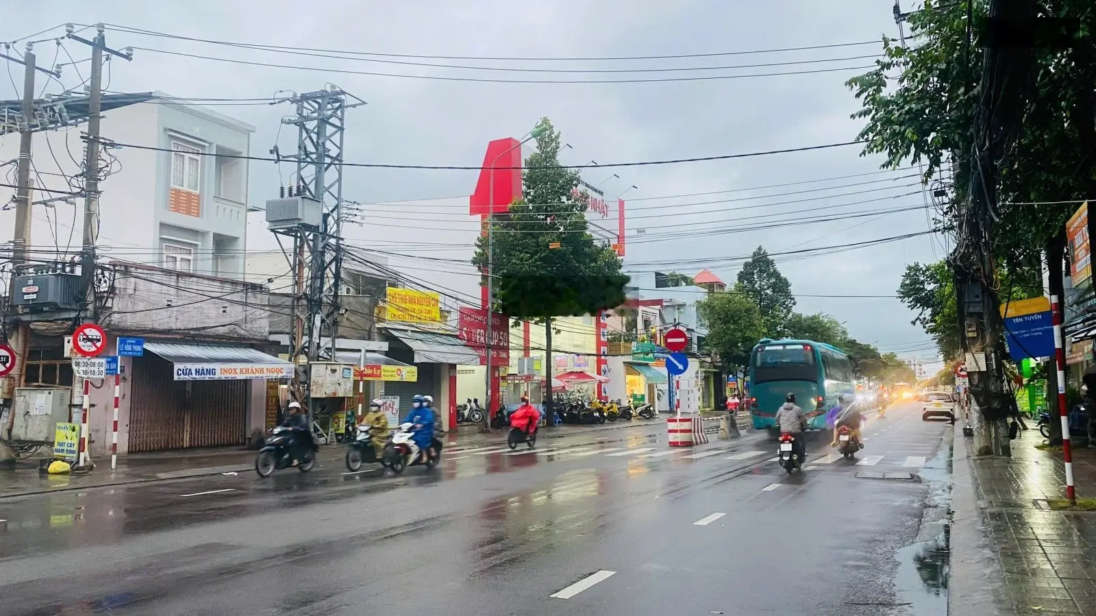 Bán nhà mặt tiền Lê Hồng phong Nha Trang ngang siêu hiếm bán nhà phố nha trang