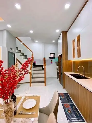 Siêu Phẩm Nhà Phố Đ.Hậu Giang ,p12,Q6, DT:76,5m2/2tỷ 800tr, SHR