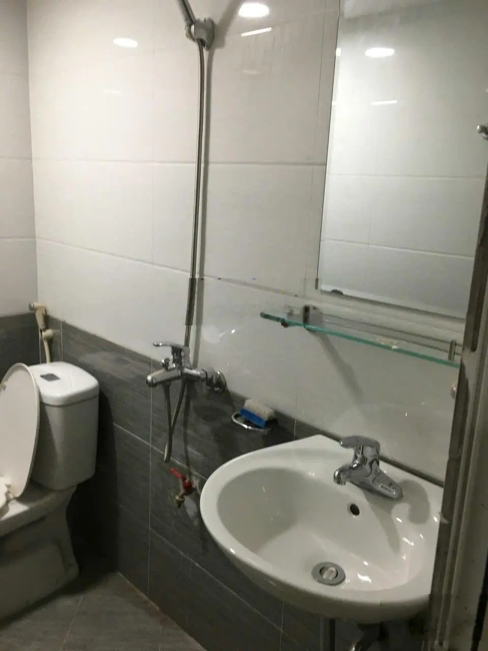 Bán NR 5PN + 5WC tại Thanh Lân, 6,4 tỷ, 52m2, hot! uy tín