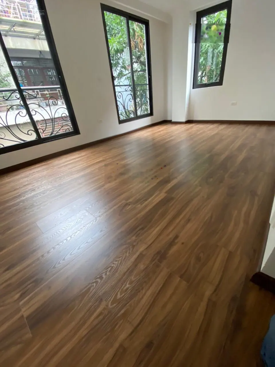 Bán nhà mặt phố Lò Đúc nhà còn mới thang máy lô góc DT: 56m2 x 5T x MT 6m giá chỉ 21,8 tỷ