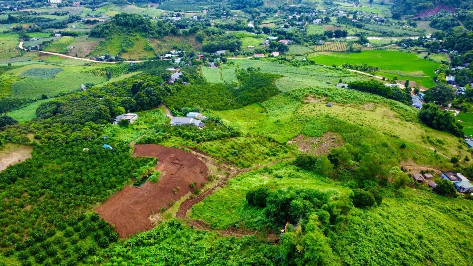 Chính chủ gửi e cần bán mảnh đất 1ha tại Bắc Phong, Cao Phong gần công viên Di Sản