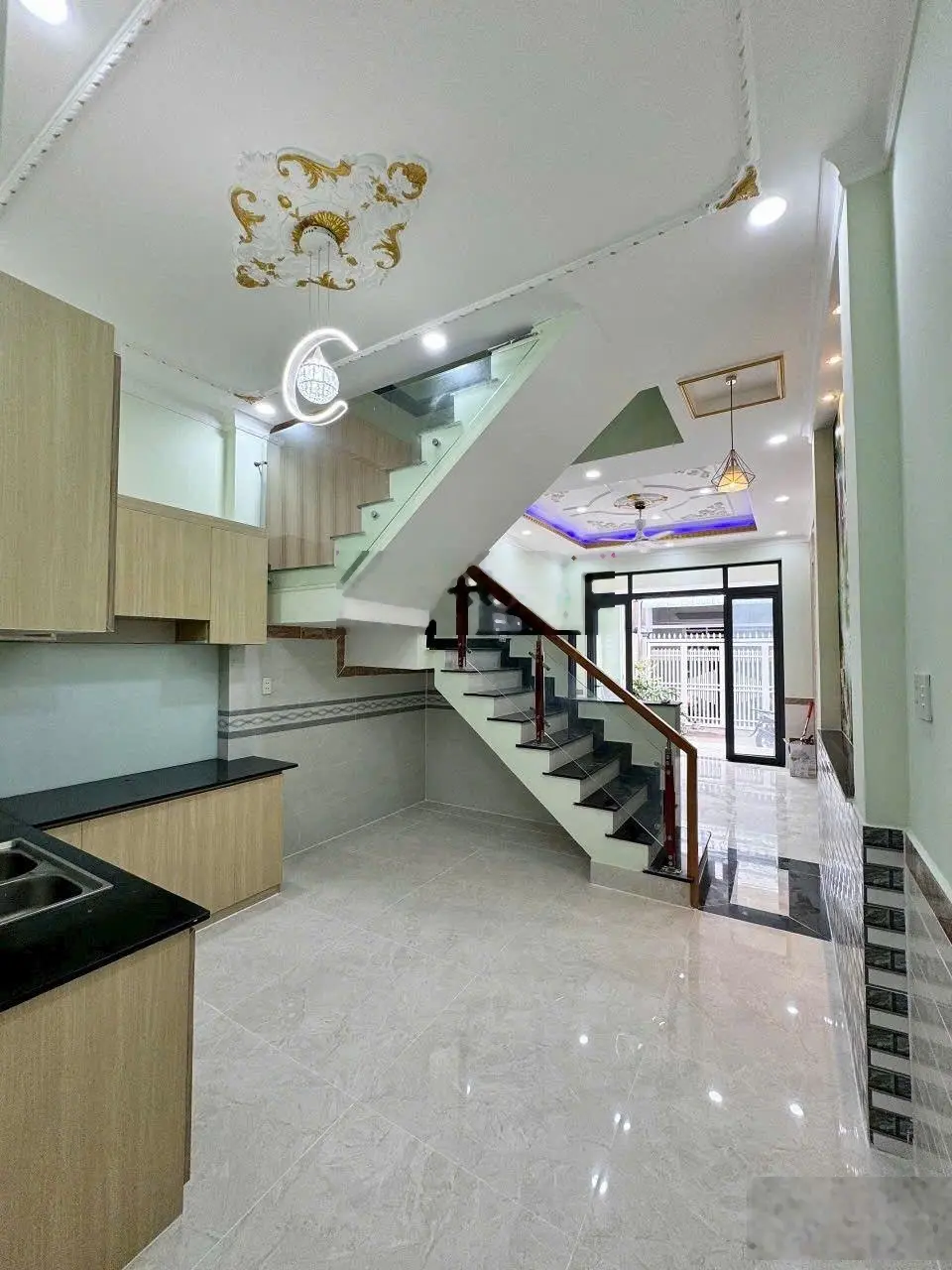 Bán NR Nguyễn Tri Phương, 2,65 tỷ, 60m2, 3PN, 2WC, view đẹp