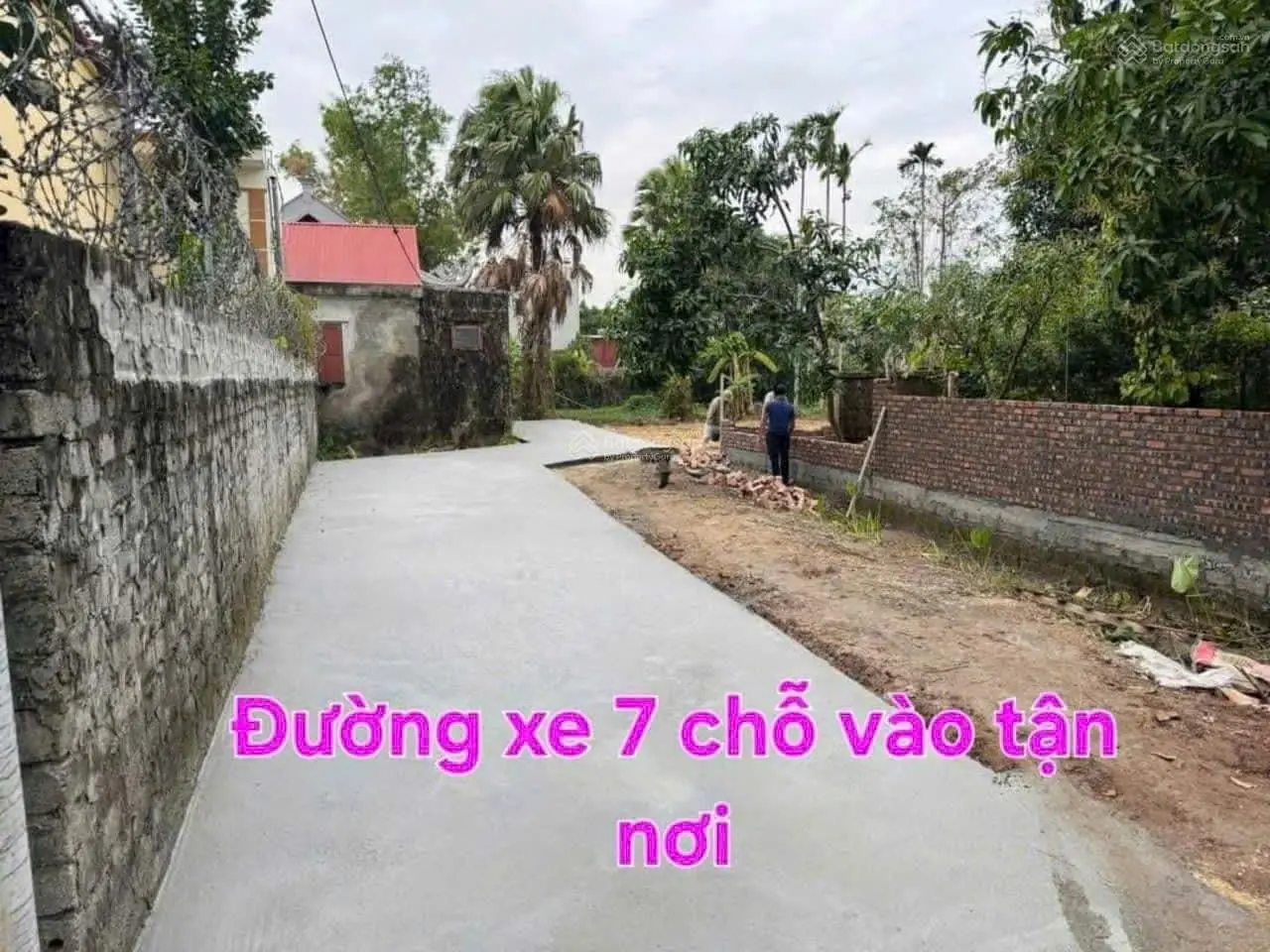 Gấp 1 lô chủ đang ngộp DT sử dụng lên đến 100m2 giá chỉ có hơn 800tr nhanh tay thì còn ạ