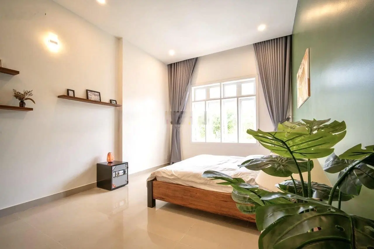 Villa góc 2 mặt tiền - ngay đại học Đà Lạt - cách hồ 5 phút lái xe